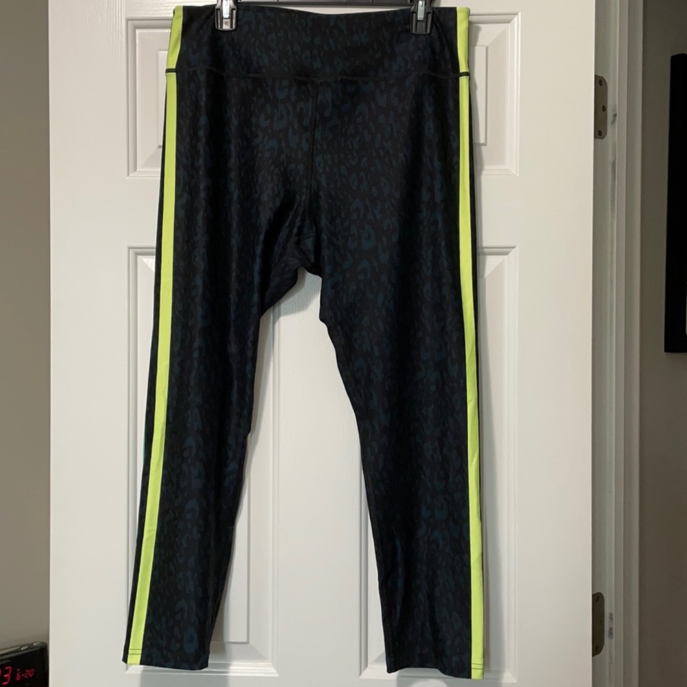 NWOT FILA LEGGINGS XXL